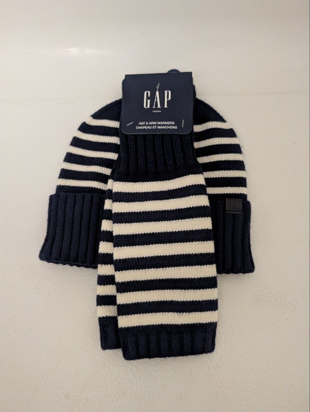 Gap Navy And Cream Hat And Arm Warmers Set